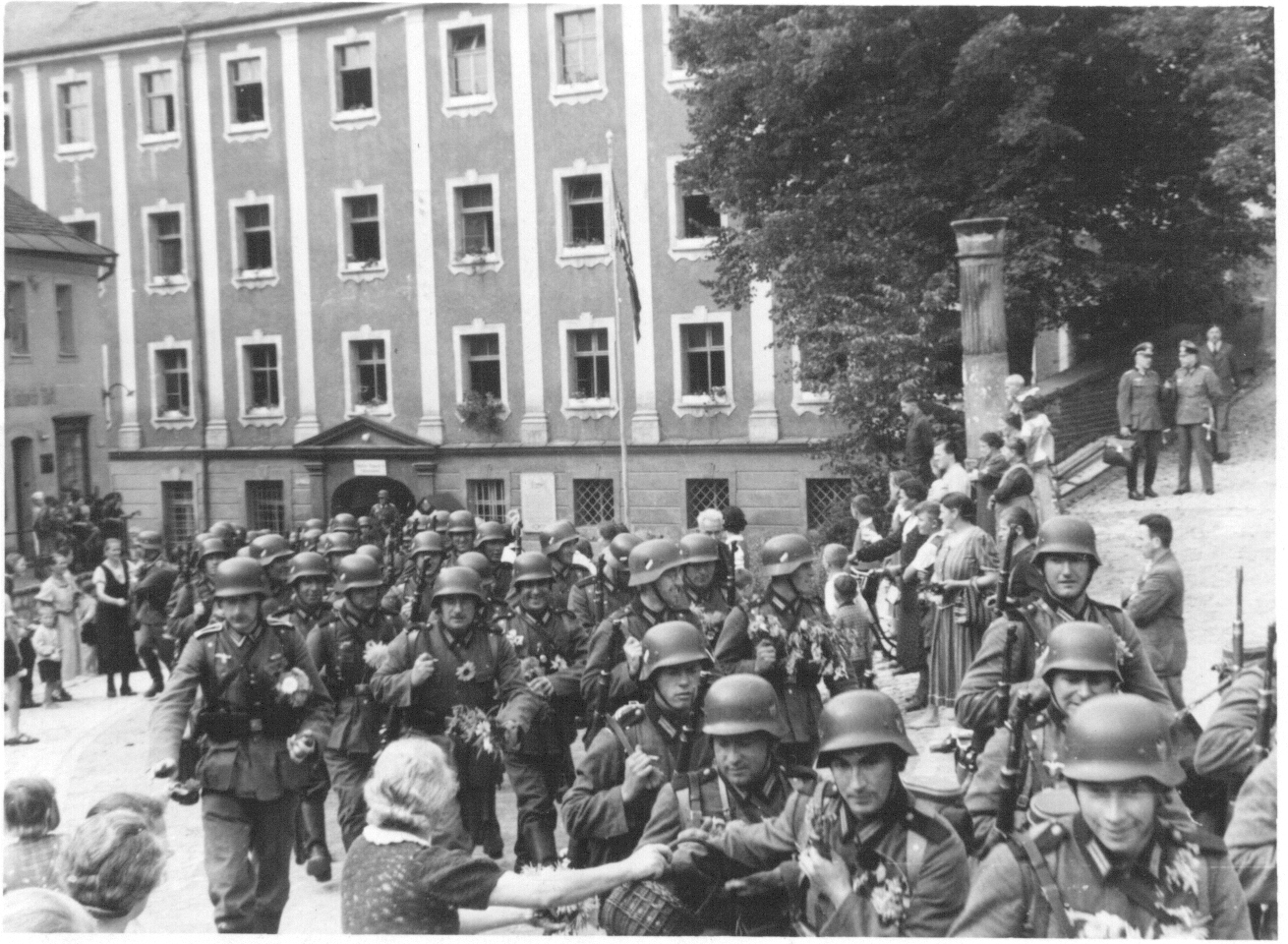Germans soldier near Regensburg