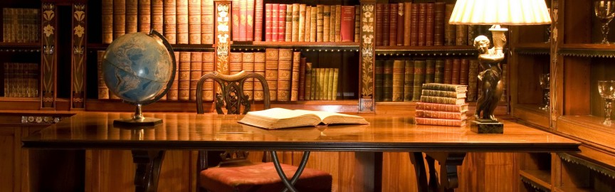 cabinet_table_book_globe_lamp_books_library_54332_3840x1200-e1423225675909
